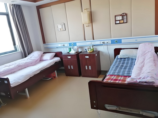无学历申请深户_记者：阿代米赛后在更衣室和大家说了很抱歉，他很难过 记者阿代米某张某认识了刘