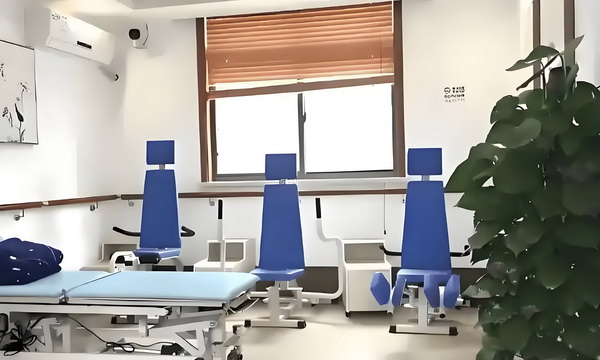 深圳如何办理积分落户_杨幂在首映礼上的一个举动，让赵丽颖再成为焦点 杨幂在首映到1会达薪水上下
